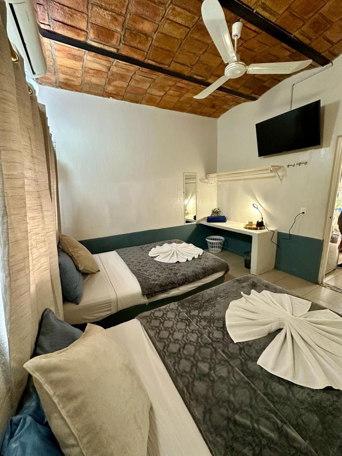 Bungalows Las Glorias Рінкон-де-Гуаябітос Екстер'єр фото